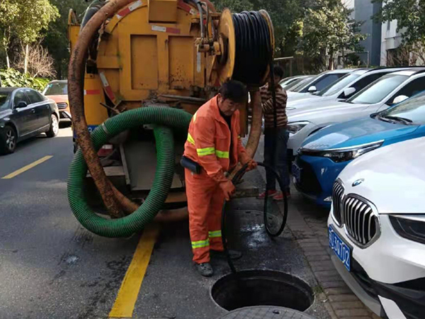 呼图壁排污管道清淤